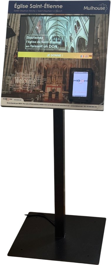 Borne de don HeoH dans une église